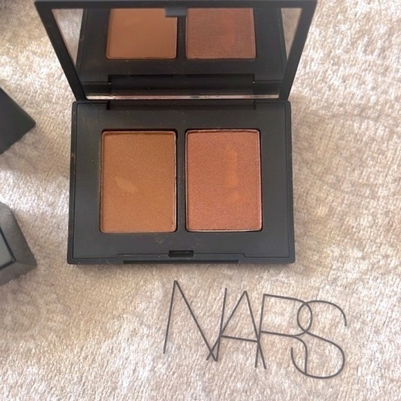 Brand New NARS Bundle Laguna Bronzer Surabaya Eyeshadow Blush & Anita Lipstick - Picture 3 of 14